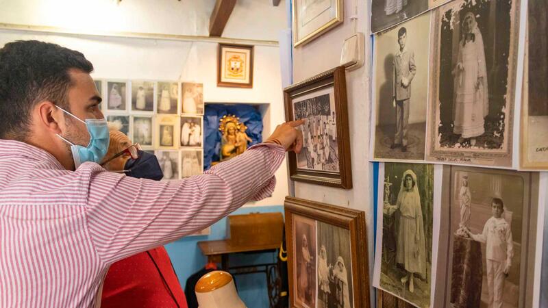 ‘Xiquets i xiquetes de comunió’, 130 años de la historia de Benidorm 