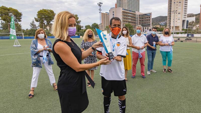 El València CF guanya el Costa Blanca Cup Inclusive