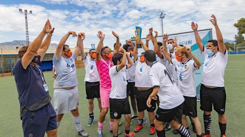 El València CF guanya el Costa Blanca Cup Inclusive