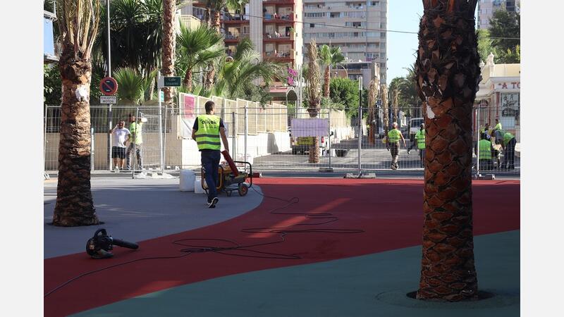 El Ayuntamiento abre dos tramos de la renovada calle Mallorca, ahora íntegramente peatonal