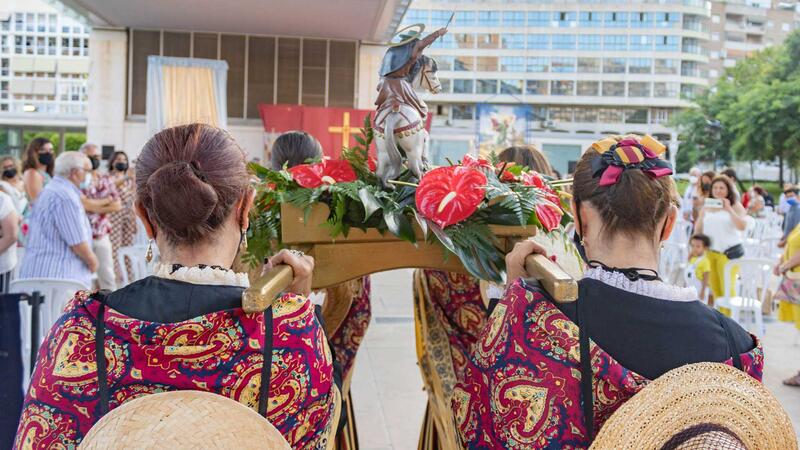 La fiesta vuelve a Benidorm tras el paréntesis provocado por la pandemia