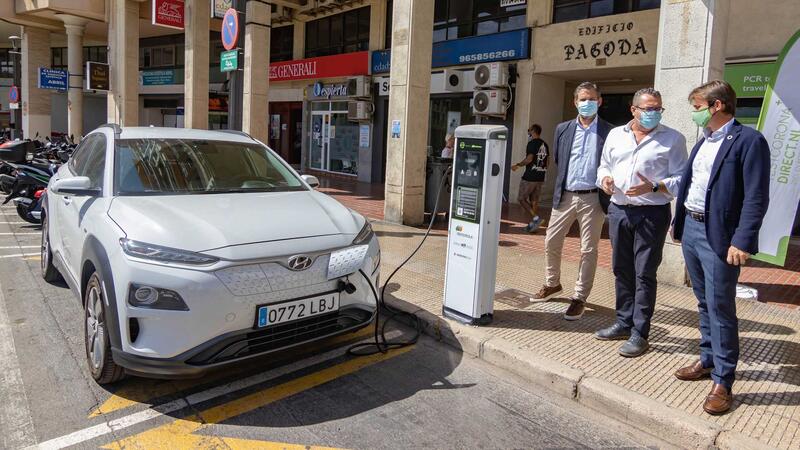 Benidorm increases the charging points for electric vehicles and facilitates their use with an ‘app’