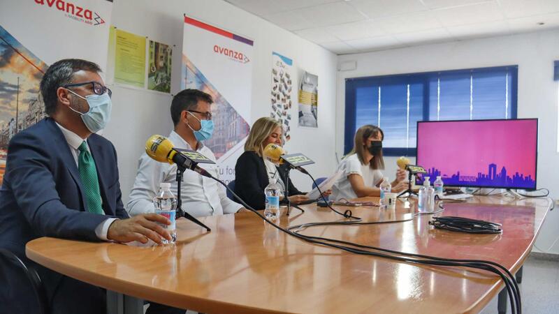 Inversiones en paradas de bus y transporte urbano