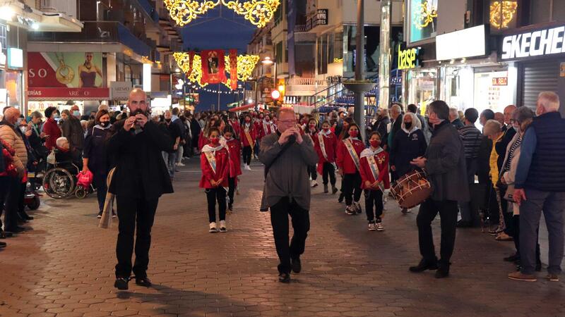 Les Reines Paula Pérez i Sofía Fuster encenen les Festes Majors Patronals de Benidorm