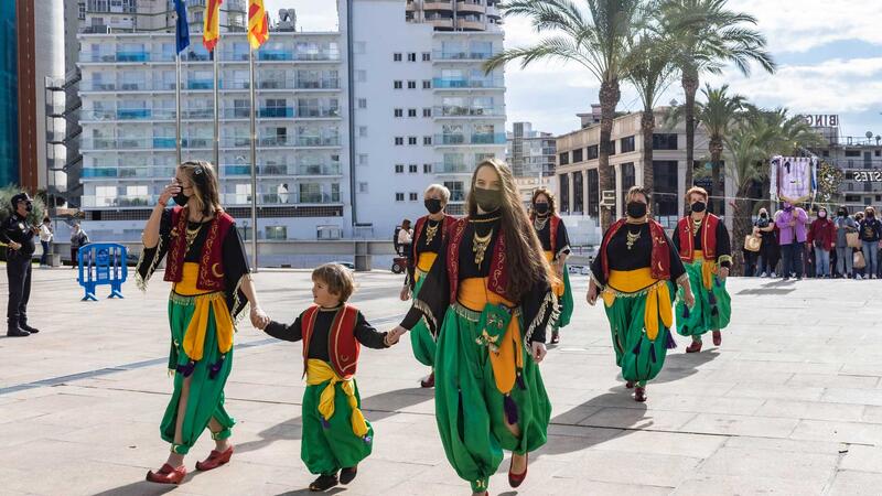 Matí de convivència entre les associacions festeres de Benidorm