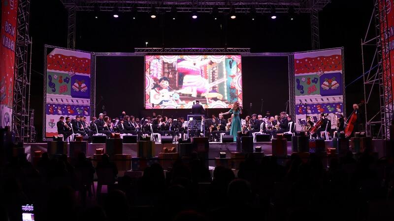 Canciones Disney y villancicos, de la mano de la SM La Nova y en la voz de Paula Dalli