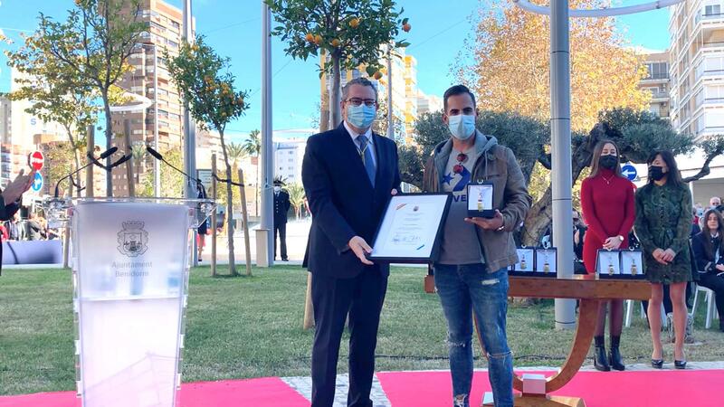María Zaragoza i Bàrbara Pérez homenatjades a Benidorm en el Dia de la Constitució