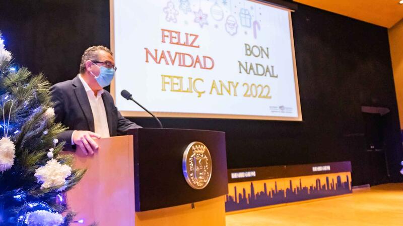 Benidorm entrega los premios del XIII Concurso Escolar de Postales Navideñas al alumnado de Infantil y Primaria