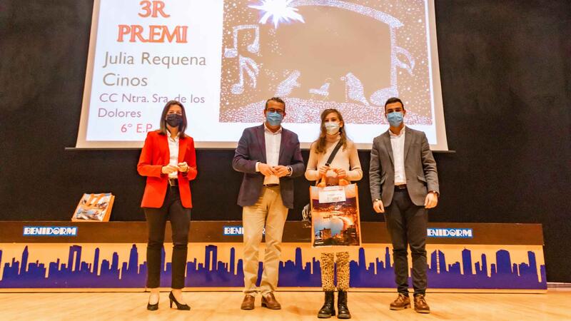 Benidorm entrega los premios del XIII Concurso Escolar de Postales Navideñas al alumnado de Infantil y Primaria
