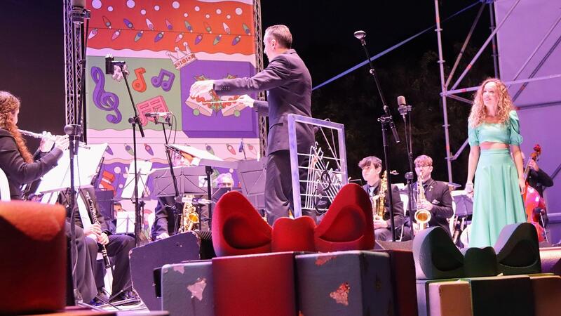 Canciones Disney y villancicos, de la mano de la SM La Nova y en la voz de Paula Dalli