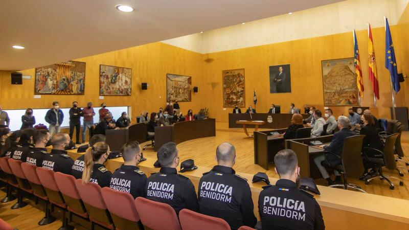 Benidorm incorpora el 1º de enero 24 nuevos agentes a su plantilla de Policía Local