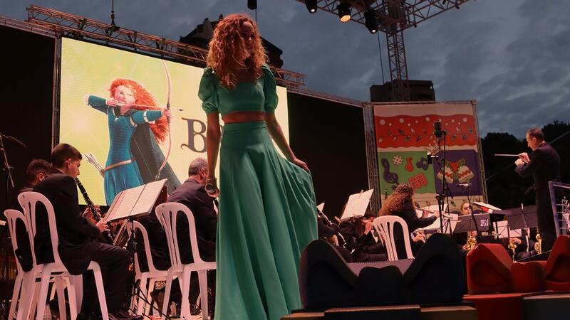 Canciones Disney y villancicos, de la mano de la SM La Nova y en la voz de Paula Dalli