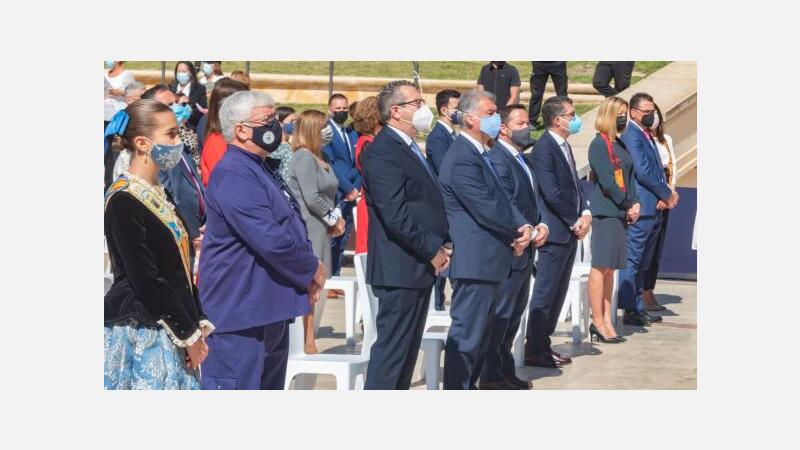 Benidorm rinde homenaje a su patrona, la Mare de Déu del Sofratge