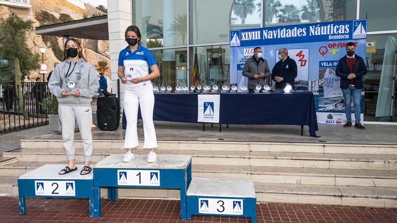 Competició de vela lleugera en el Nadal Nàutic de Benidorm