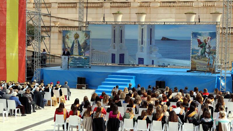 Benidorm conmemora los 50 años de Reinas de les Festes Majors Patronals