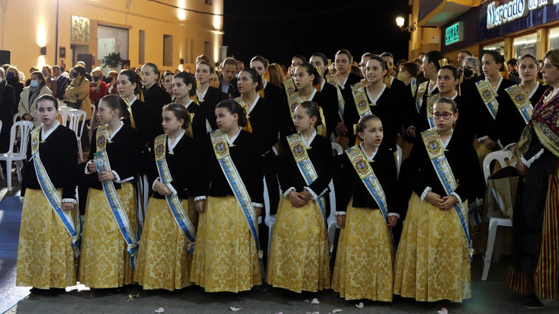 Benidorm ofrenda a su patrona en el 282 aniversario de su llegada