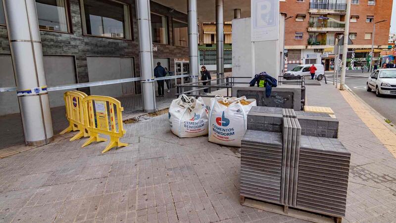 The municipal technical services improve the accessibility of Foietes Avenue