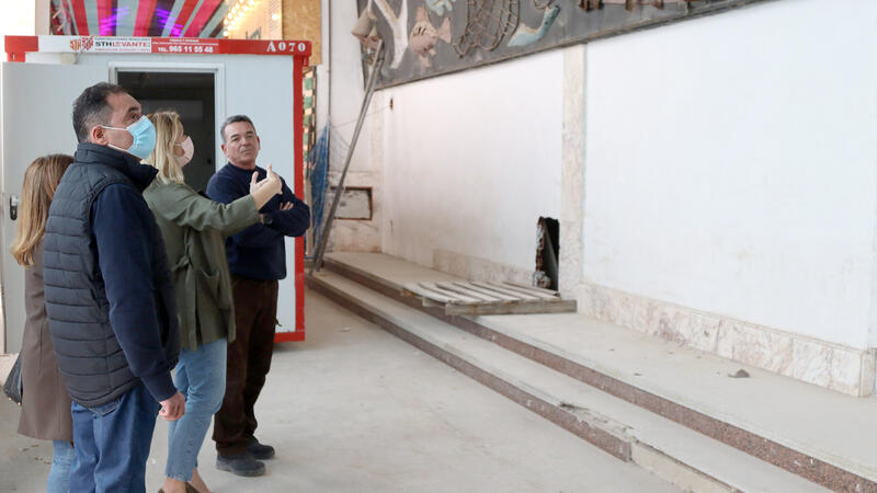 Historical Heritage begins the restoration of the old mural of Selomar hotel