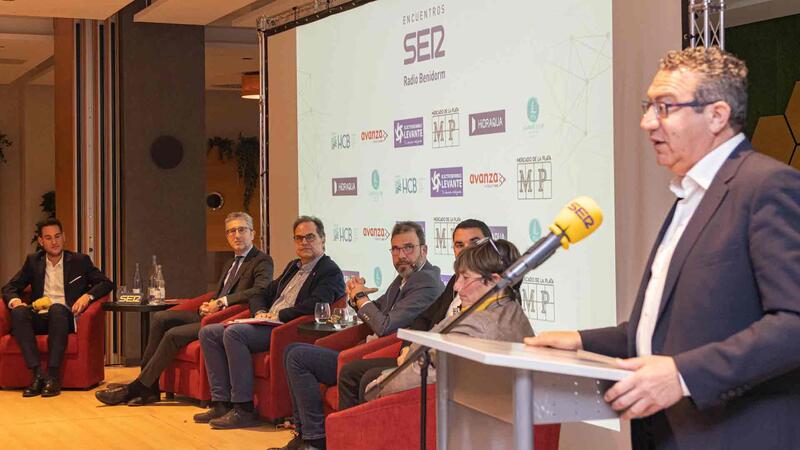 Toni Pérez assenyala la connectivitat de la Marina Baixa com la qüestió clau del seu futur