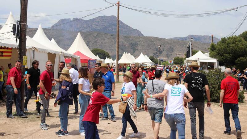 Nearly 4,500 club members gather for the traditional Camping, which returns after two years