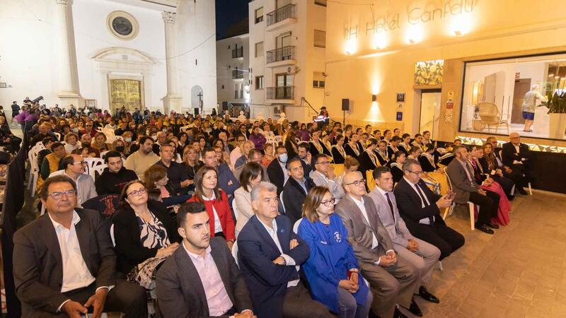 Benidorm claims its roots with the representation of the granting of the Town Charter
