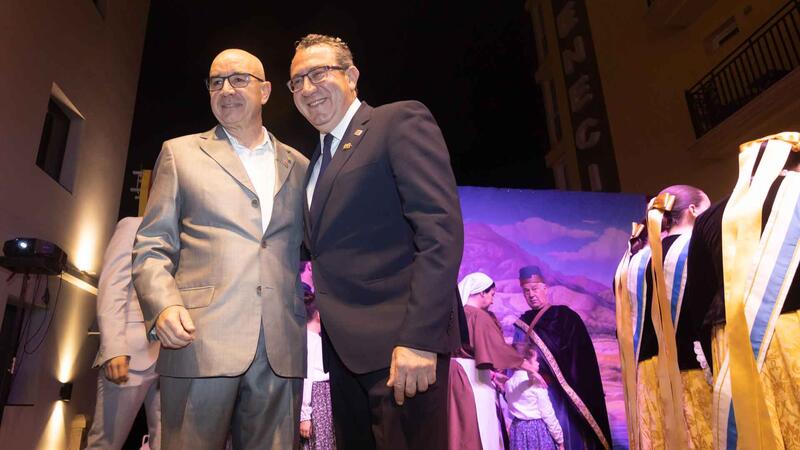 Benidorm claims its roots with the representation of the granting of the Town Charter