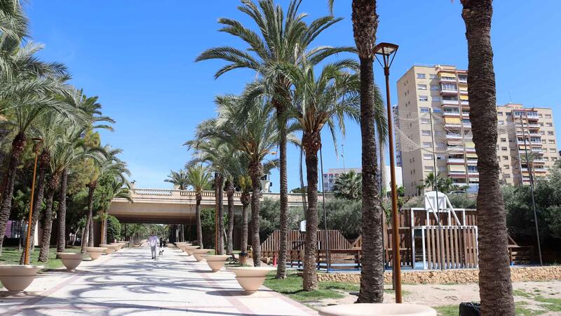 Benidorm renews all the lights in Parque de l