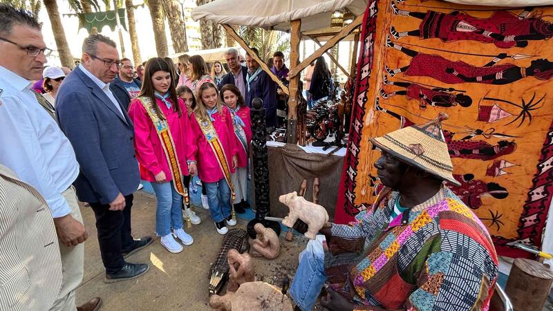 The medieval market takes over Elche Park with crafts, parades and good food