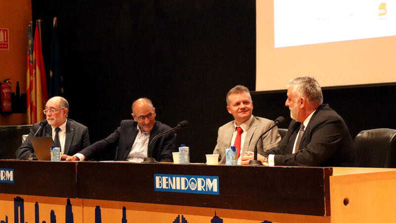 La mesa redonda ‘Y despertó Benidorm’ aborda la figura de Pedro Zaragoza desde la perspectiva turística, urbanística y familiar