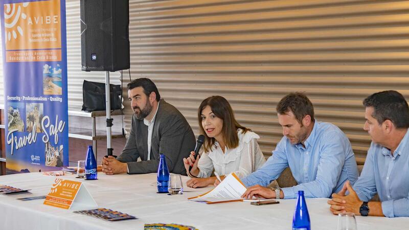 Mónica Gómez, at the closing of the AVIBE Assembly, reaffirms the commitment of Benidorm City Council with the productive and social fabrics