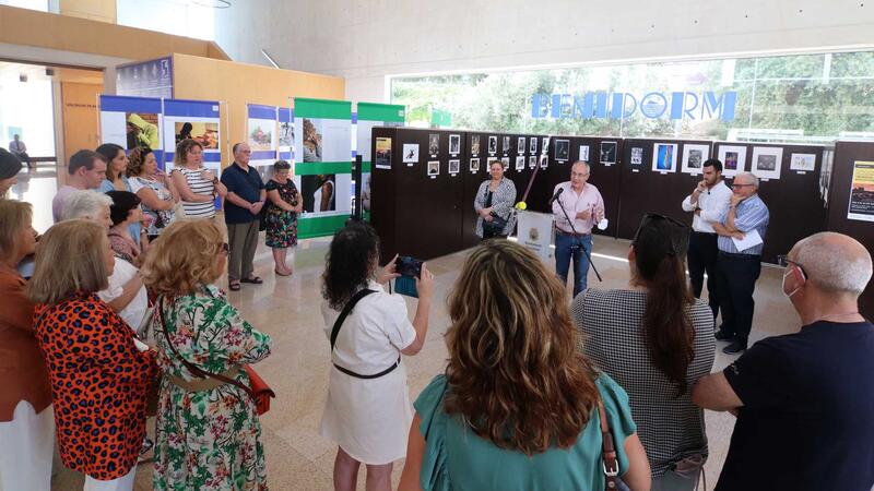 El Espai d’Art del Ayuntamiento alberga una exposición sobre la Semana Santa 2022 en Benidorm