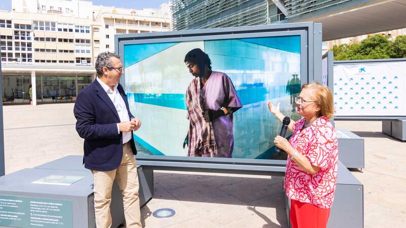 La Plaza de SS MM Los Reyes de España acoge hasta el 11 de julio la exposición ‘Tierra de Sueños’ de Cristina García Rodero 