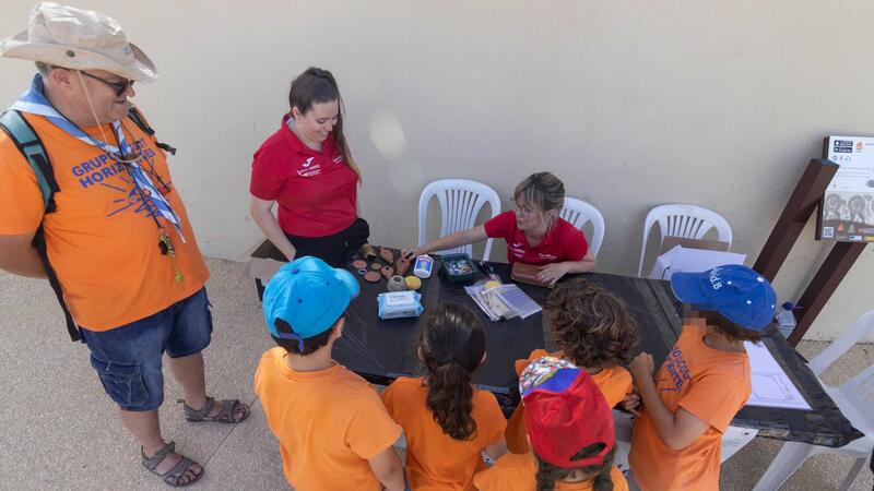 Taller de ceràmica romana per a xiquets en el 