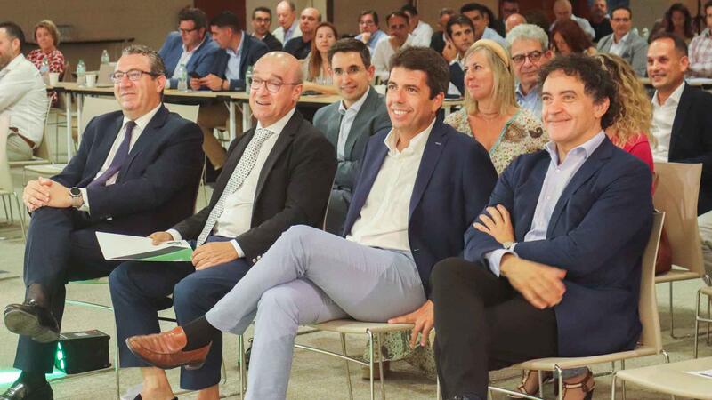 Toni Pérez reclama en la Asamblea de Hosbec que revierta a Benidorm “al menos una parte del IVA que genera el municipio” 