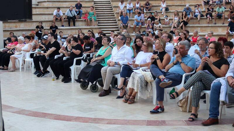 Gran éxito del XVIII Festival Benéfico de Convivencia de Asmibe