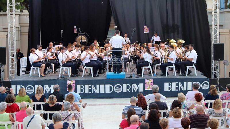 The Societat Musical La Nova and the Societat Recreativa Musical d