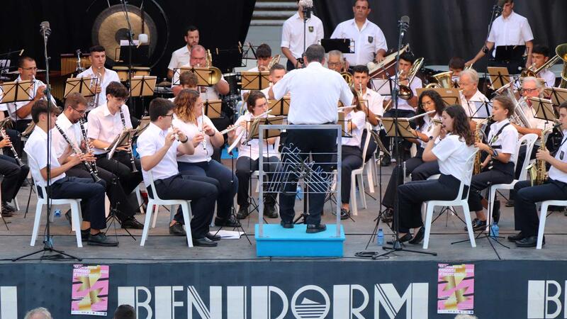 The Societat Musical La Nova and the Societat Recreativa Musical d