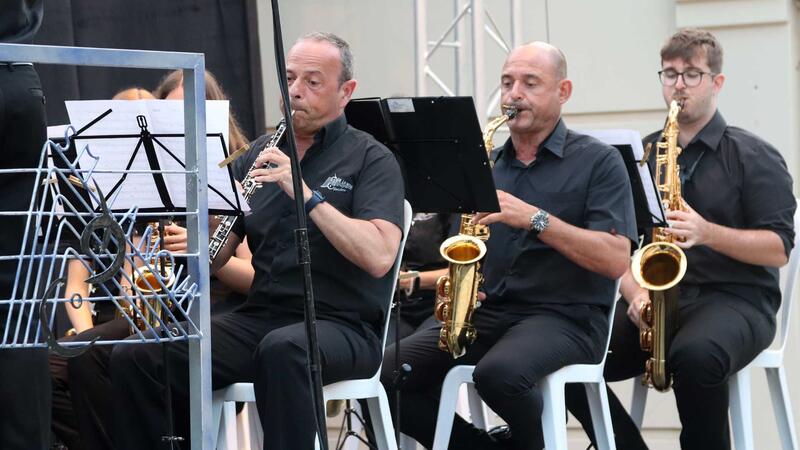 The Societat Musical La Nova and the Societat Recreativa Musical d