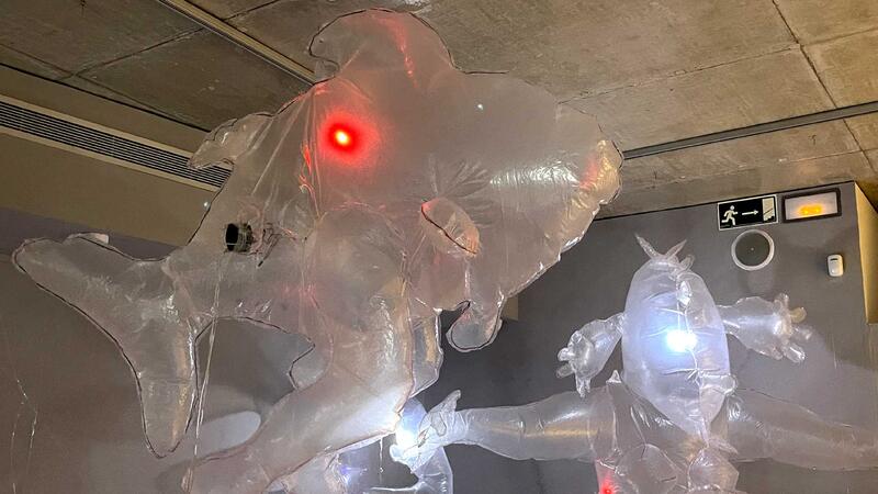 La exposición MUT•ART llega al Boca del Calvari para concienciar sobre el reciclaje y la sostenibilidad a través del arte