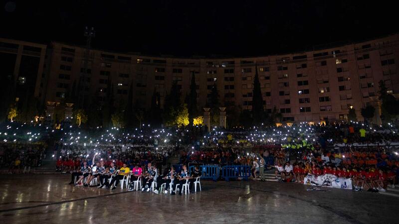 Benidorm dona la benvinguda a quasi 4000 jóvens, xics i xiques, dels cinc continents per a la 28 Costa Blanca Cup
