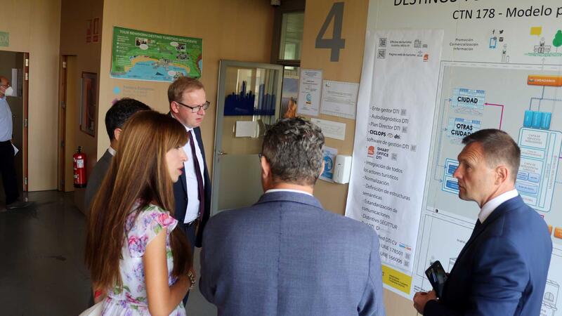 La ciudad balnearia ucraniana de Truskavest se interesa por el modelo de gestión turística de Benidorm