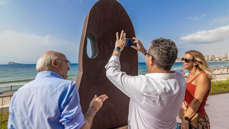 El arte escultórico y monumental de Juan Méjica ‘toma’ el Paseo de Poniente