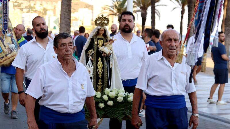Benidorm offers to the Virgen del Carmen and remembers those who died in the sea