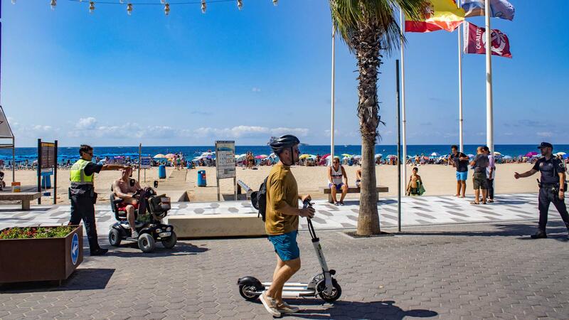 Mobility intensifies control over the rental and use of personal mobility vehicles