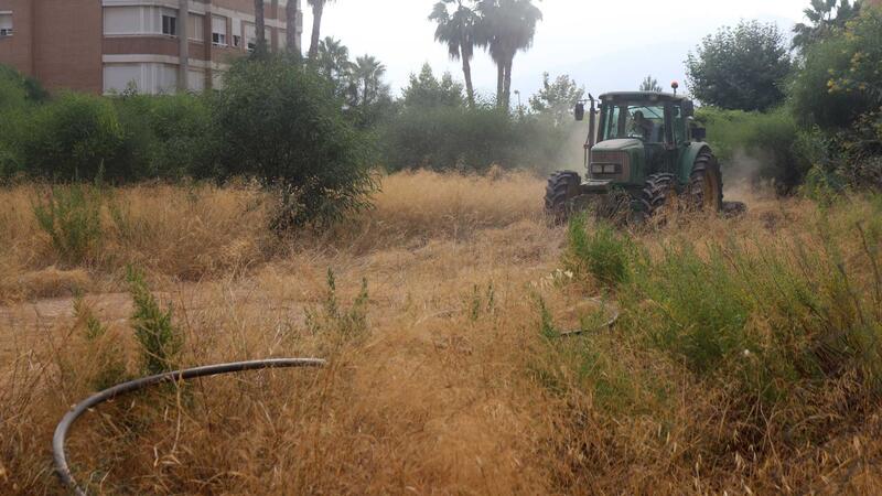 Benidorm creates a new free public car park with 200 spaces on a plot of land on Lérida street