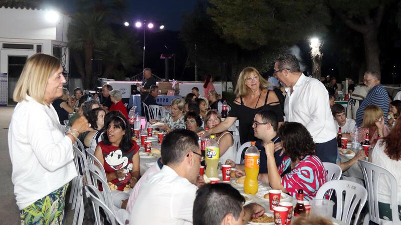 El Doble Amor celebrates its summer dinner