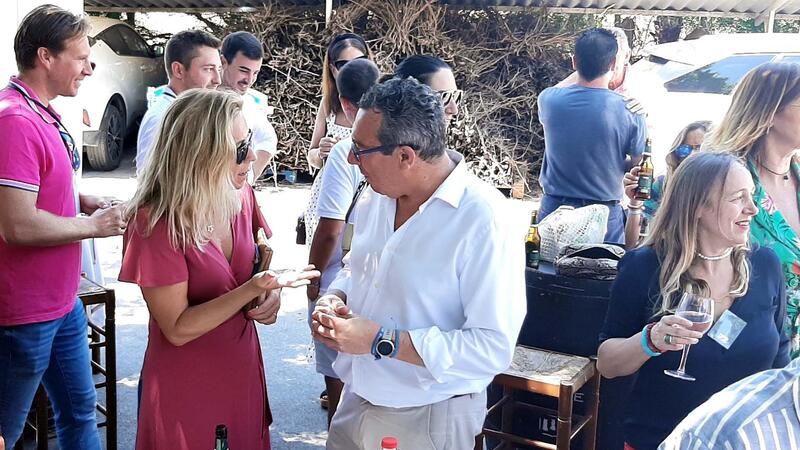 Jovempa celebra hui la seua BBQ anual per a fomentar relacions empresarials i compartir experiències