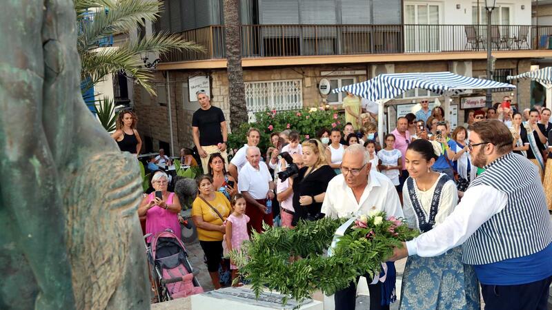 Benidorm offers to the Virgen del Carmen and remembers those who died in the sea