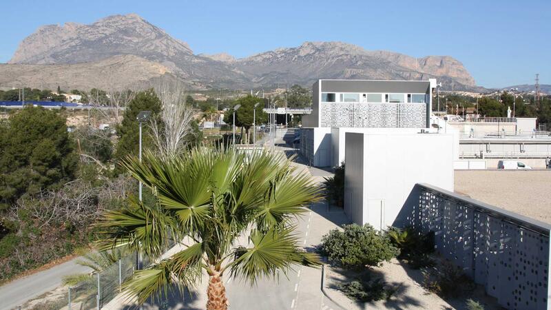 Benidorm instala un bombeo solar fotovoltaico en la ETAP para ahorrar energía y reducir las emisiones de CO2
