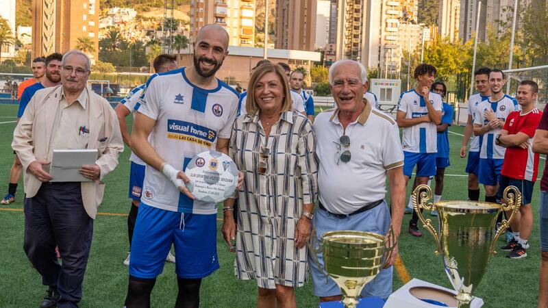 El At. Benidorm se impone al Alicante ECF en el Trofeo Marcos Orts Devesa